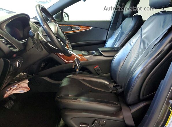 2LMPJ6K97KBL42170 2019 LINCOLN NAUTILUS Серый Вид салона спереди
