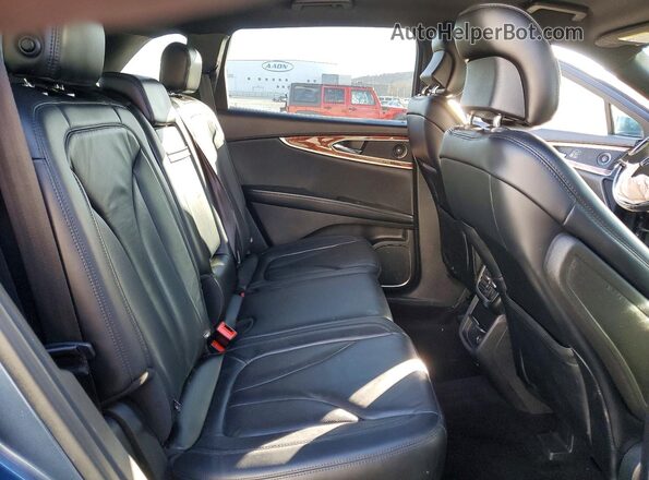 2LMPJ6KR8JBL19026 2018 LINCOLN MKX Blue Widok wnętrza z tyłu