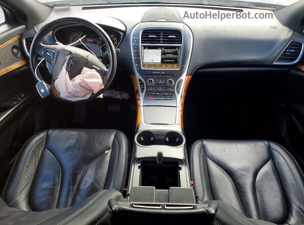 2LMPJ6KR8JBL19026 2018 LINCOLN MKX Blue Widok deski rozdzielczej