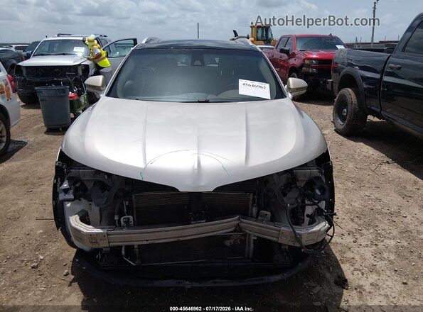 2LMPJ6LR6HBL28879 2017 LINCOLN MKX Gold Widok zestawu wskaźników