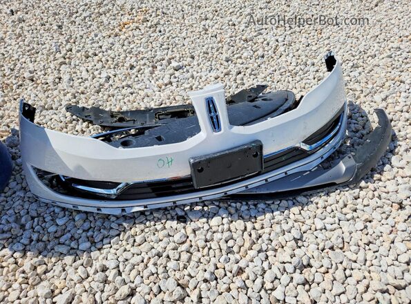 2LMPJ6LR7JBL23129 2018 LINCOLN MKX Белый Вид подкапотного пространства