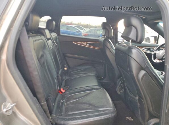 2LMPJ6LR9GBL67352 2016 LINCOLN MKX Silver უკანა სალონის ხედი