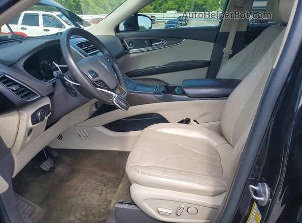 2LMPJ6LR9HBL25586 2017 LINCOLN MKX Black Front interior view