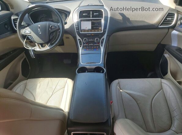 2LMPJ6LR9HBL25586 2017 LINCOLN MKX Black Dashboard view