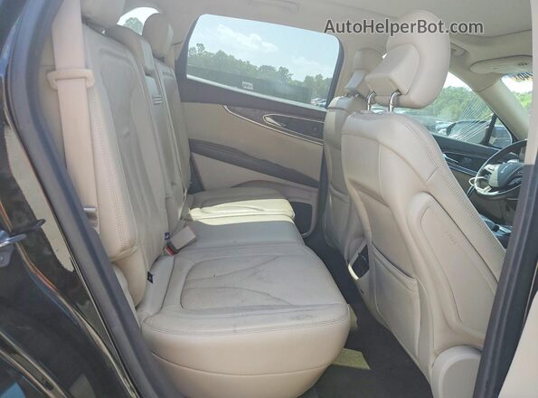 2LMPJ6LR9HBL25586 2017 LINCOLN MKX Black Rear interior view