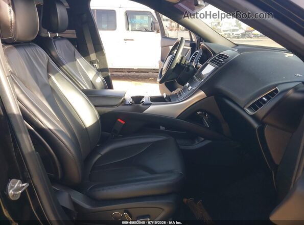 2LMPJ8J90LBL02334 2020 LINCOLN NAUTILUS Black Widok wnętrza z przodu