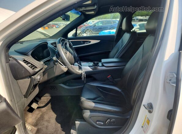2LMPJ8JR8HBL37033 2017 LINCOLN MKX White Vista interior delantera