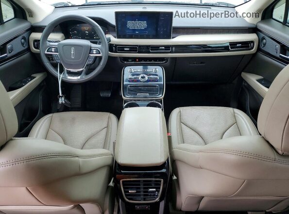 2LMPJ8K91NBL21024 2022 LINCOLN NAUTILUS Black Dashboard view