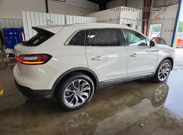 2LMPJ8K91PBL02170 2023 LINCOLN NAUTILUS White Tył prawy
