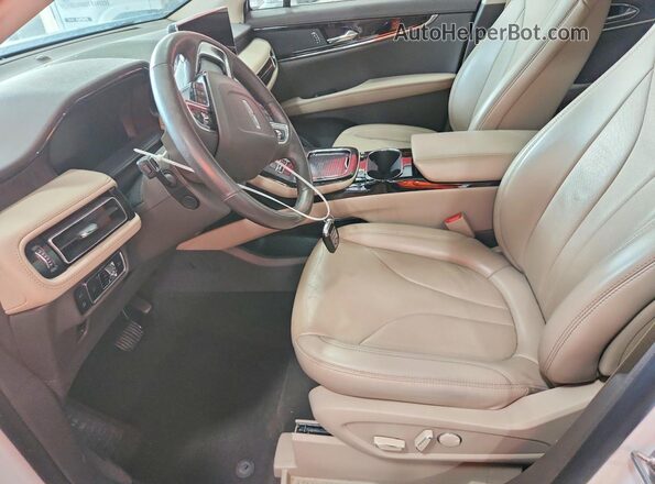 2LMPJ8K91PBL02170 2023 LINCOLN NAUTILUS White Widok wnętrza z przodu