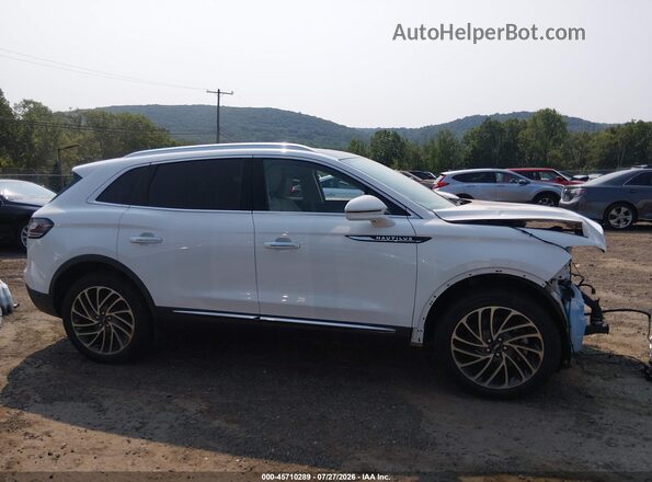 2LMPJ8K92LBL33535 2020 LINCOLN NAUTILUS White Widok wnętrza 360 stopni