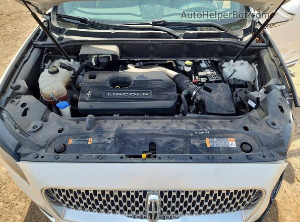 2LMPJ8K93KBL30237 2019 LINCOLN NAUTILUS White ძრავის განყოფილების ხედი
