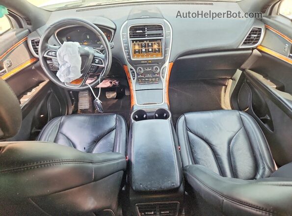 2LMPJ8K93KBL30237 2019 LINCOLN NAUTILUS White წინა პანელის ხედი