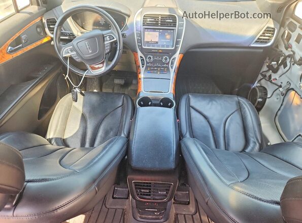 2LMPJ8K94LBL30863 2020 LINCOLN NAUTILUS Gray Вид панелі приладів