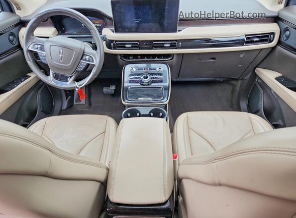 2LMPJ8K94MBL14325 2021 LINCOLN NAUTILUS Blue Вид панелі приладів