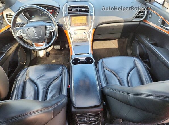 2LMPJ8K98KBL24188 2019 LINCOLN NAUTILUS Gray Dashboard view