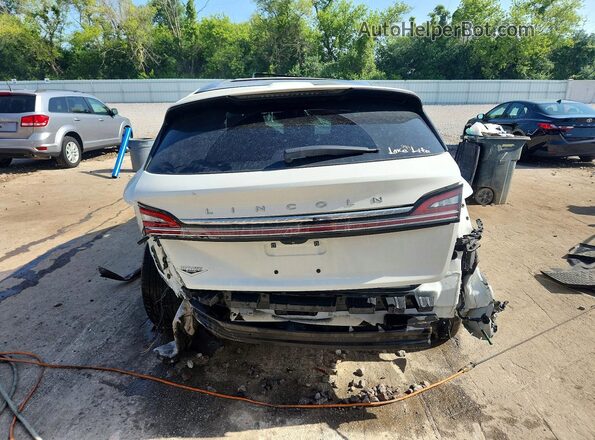 2LMPJ8K9XNBL11771 2022 LINCOLN NAUTILUS White Vista trasera