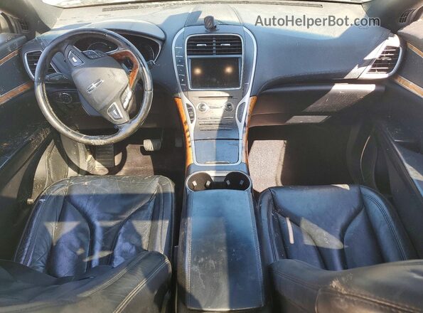 2LMPJ8KP0HBL14780 2017 LINCOLN MKX Gray Vista del salpicadero