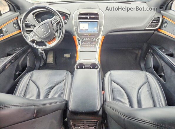 2LMPJ8KP3LBL05158 2020 LINCOLN NAUTILUS Gray Вид панелі приладів