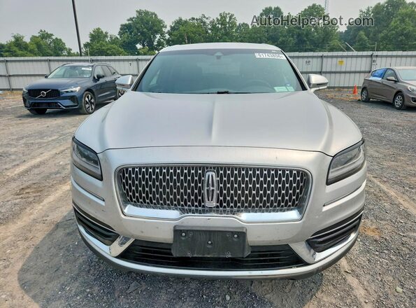 2LMPJ8KP9KBL46358 2019 LINCOLN NAUTILUS Silver Вид спереду