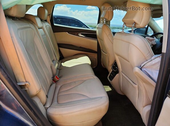 2LMPJ8KR9JBL49714 2018 LINCOLN MKX Blue Vista interior trasera