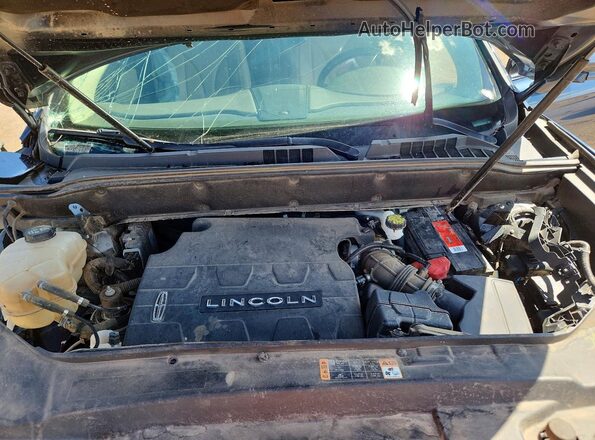 2LMPJ8KR9JBL49714 2018 LINCOLN MKX Blue Vista del compartimento del motor