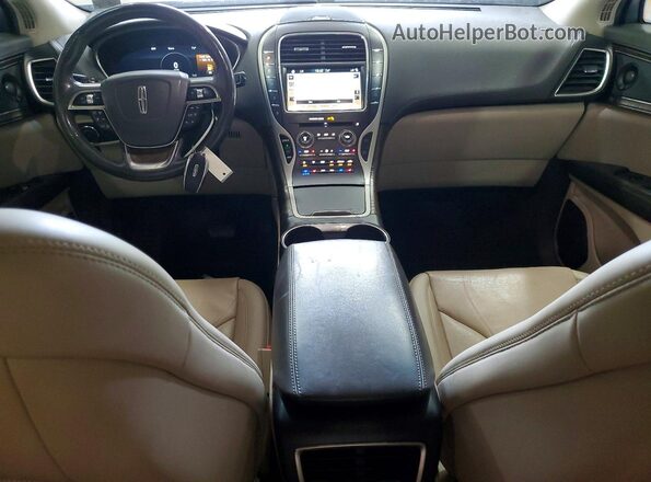 2LMPJ8L91KBL21471 2019 LINCOLN NAUTILUS White Вид панелі приладів