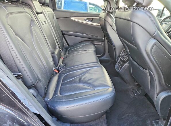 2LMPJ8L92KBL61722 2019 LINCOLN NAUTILUS Black Вид задніх сидінь