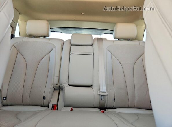 2LMPJ8L94KBL14854 2019 LINCOLN NAUTILUS Black Rear seats view