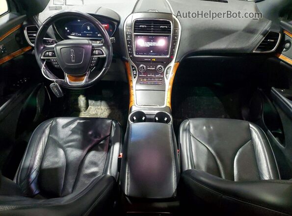 2LMPJ8L96KBL37228 2019 LINCOLN NAUTILUS Blue Vista del salpicadero