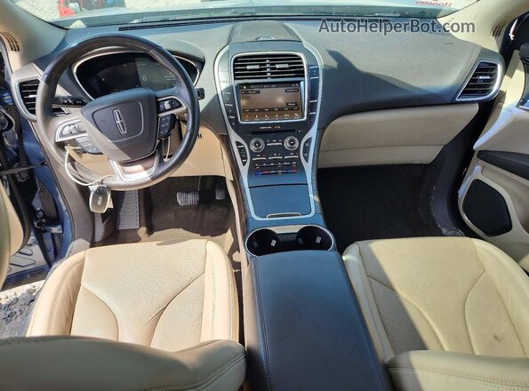 2LMPJ8L96KBL62033 2019 LINCOLN NAUTILUS Blue Вид панелі приладів