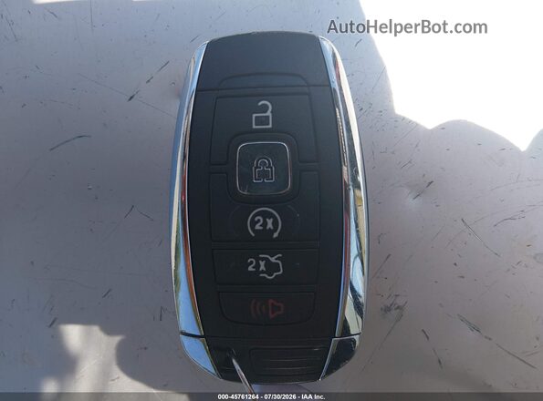 2LMPJ8L97KBL41577 2019 LINCOLN NAUTILUS Champagne Вид панели приборов