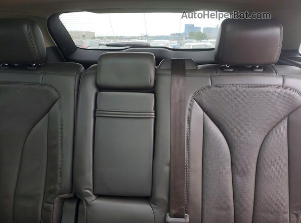 2LMPJ8LP1KBL61161 2019 LINCOLN NAUTILUS Gray Rear seats view