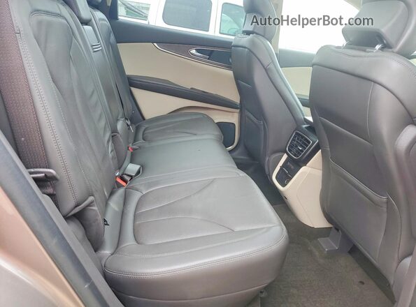 2LMPJ8LP1KBL61161 2019 LINCOLN NAUTILUS Gray Rear interior view