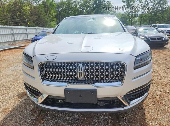 2LMPJ8LP2KBL12776 2019 LINCOLN NAUTILUS White Front view
