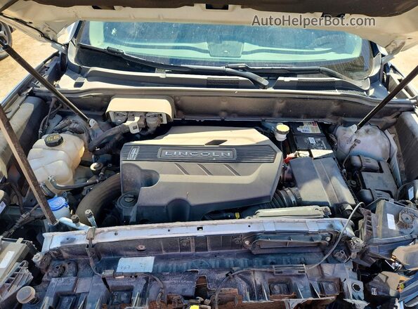 2LMPJ8LP6KBL22775 2019 LINCOLN NAUTILUS White ძრავის განყოფილების ხედი