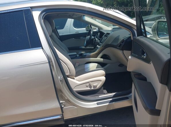 2LMPJ8LR0HBL41283 2017 LINCOLN MKX Champagne Front interior view