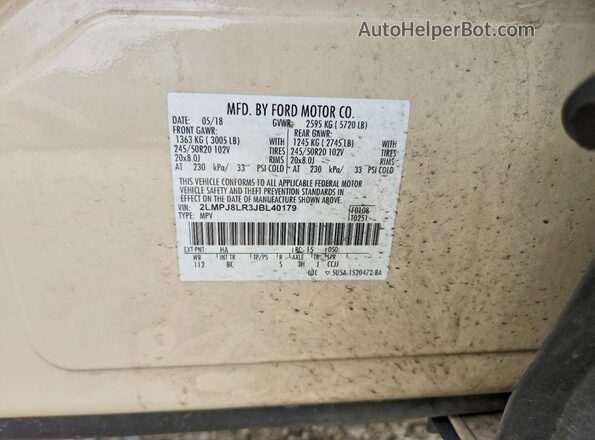 2LMPJ8LR3JBL40179 2018 LINCOLN MKX Cream Widok naklejki z numerem VIN