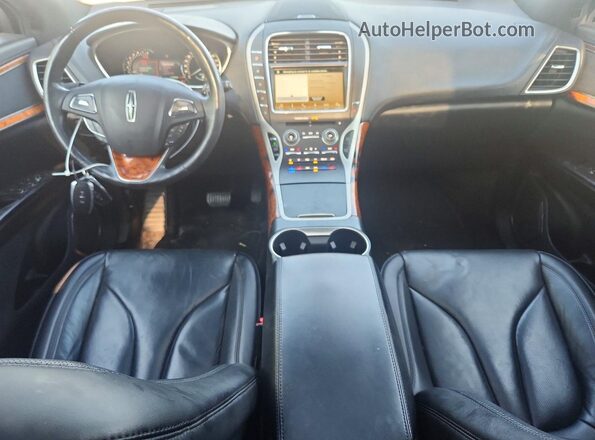 2LMPJ8LR3JBL49108 2018 LINCOLN MKX Серебряный Вид панели приборов