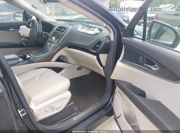 2LMPJ8LR8JBL18825 2018 LINCOLN MKX Black Front interior view