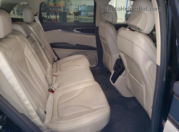 2LMPJ8LR9GBL52927 2016 LINCOLN MKX Black Вид задньої частини салону