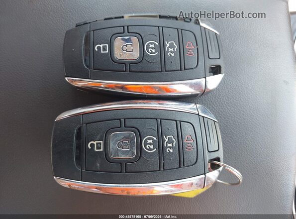 2LMPJ8LR9JBL50053 2018 LINCOLN MKX Red Вид панелі приладів