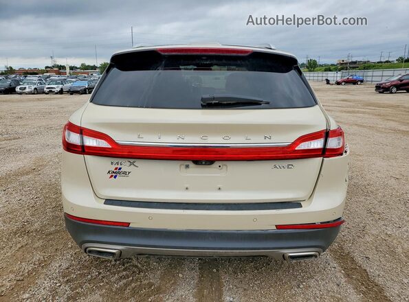 2LMPJ8LRXJBL13285 2018 LINCOLN MKX Cream Rear view