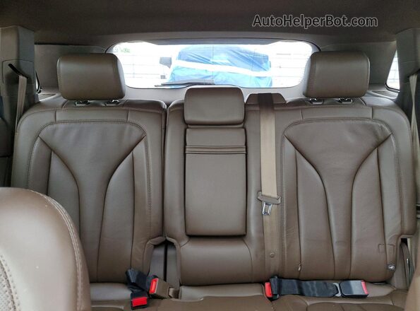 2LMPJ8LRXJBL13285 2018 LINCOLN MKX Cream Rear seats view