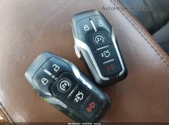 2LMPJ9JP0HBL24362 2017 LINCOLN MKX Black Вид панелі приладів