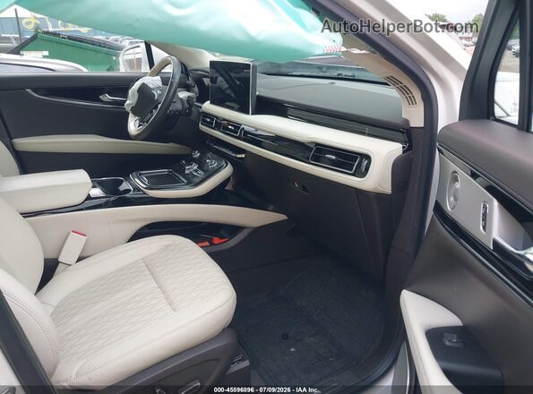 2LMPJ9JP4NBL13313 2022 LINCOLN NAUTILUS White Front interior view