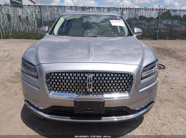 2LMPJ9JP4PBL25397 2023 LINCOLN NAUTILUS Gray Widok wnętrza z tyłu