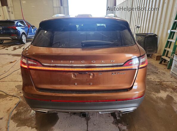 2LMPJ9JP8KBL53177 2019 LINCOLN NAUTILUS Коричневый Вид сзади