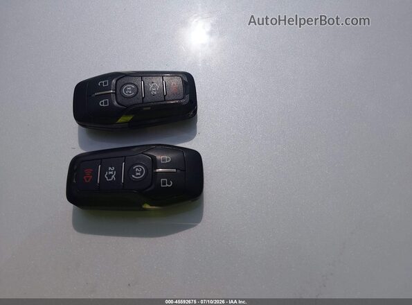 2LMTJ8LP0GBL30165 2016 LINCOLN MKX White წინა პანელის ხედი