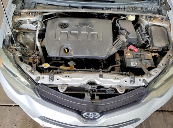 2T1BURHE0GC636144 2016 TOYOTA COROLLA Silver Rear interior view
